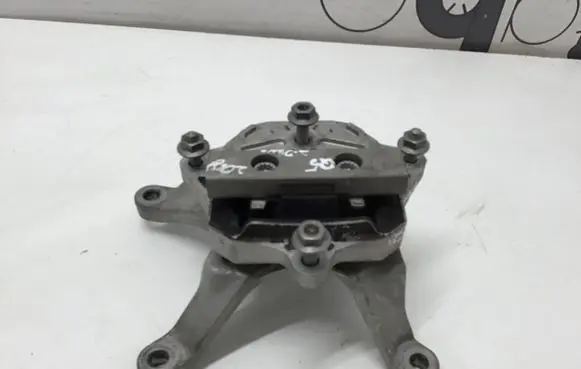 Audi Q5 SQ5 Gearbox mount 8W0399156