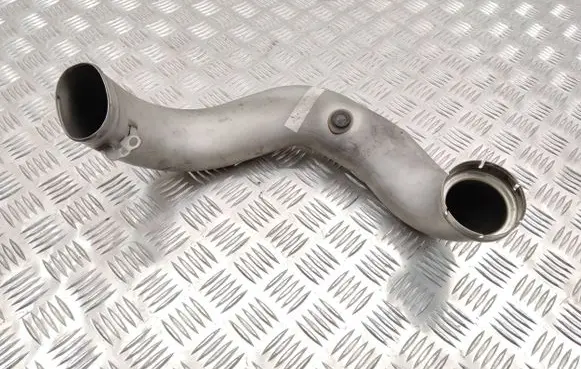 Mercedes-Benz CLS C218 AMG Air intake hose/pipe