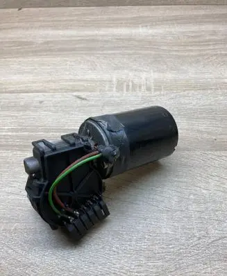 Volvo S40, V40 Wiper motor 0390241170