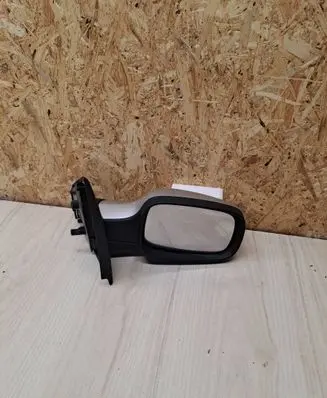 Renault Clio III Front door electric wing mirror E20204016 12443070