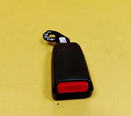 Mazda Xedos 6 Front seatbelt buckle CA06620