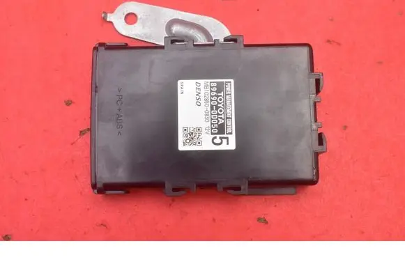 Toyota Yaris Engine control unit/module ECU 89690-0D050