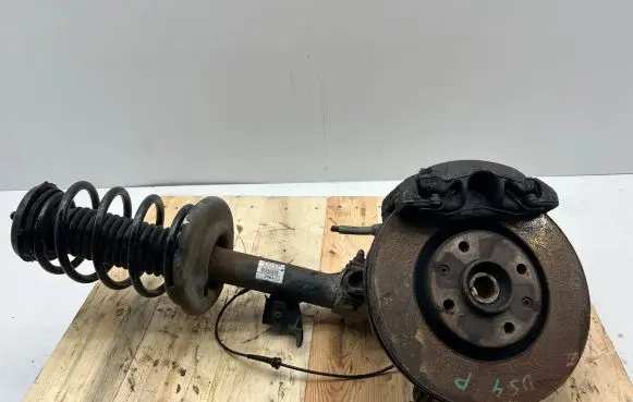Citroen DS4 Front wheel hub spindle knuckle