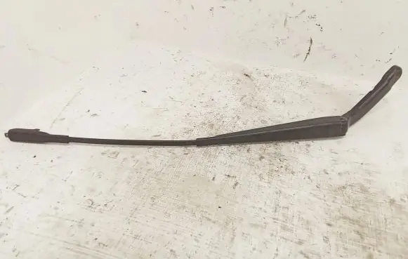 Volkswagen Crafter Front wiper blade arm A9068200744