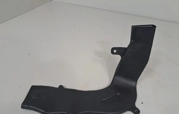 BMW i4 Cabin air duct channel 7946048