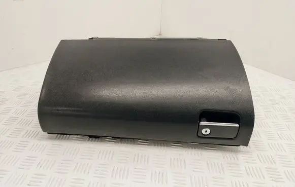 Mercedes-Benz ML W164 Glove box set A1646800091