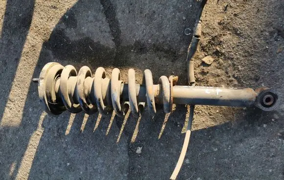 KIA Sorento Front shock absorber with coil spring