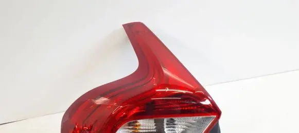 Volvo V40 Rear/tail lights 31395478 21220102 V0LVVY555