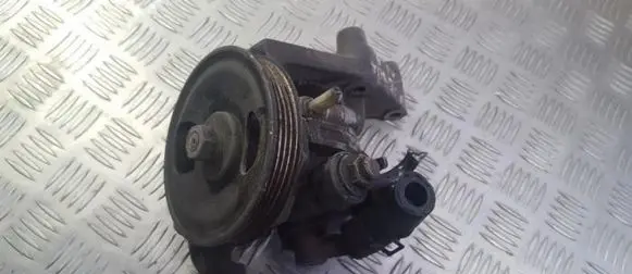 KIA Sephia Power steering pump