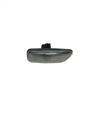 Volvo XC90 Front fender indicator light 8658945 30722644