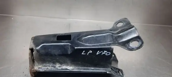 Volvo V70 Front bodywork piece 
