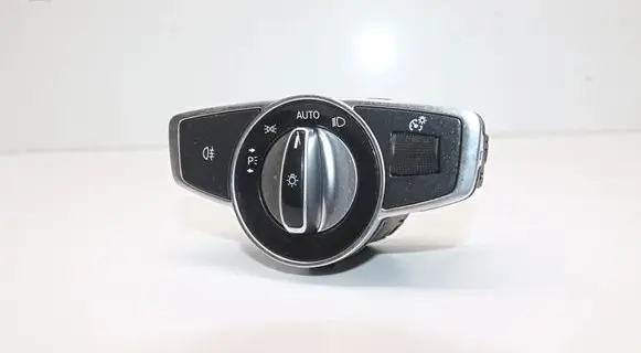 Mercedes-Benz G W463 2nd Gen Light switch A2229055508