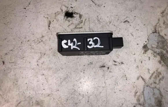 Volvo C70 Door control unit/module 31268995 C4232