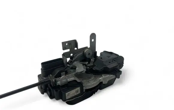 Volvo V40 Front door lock 31440392