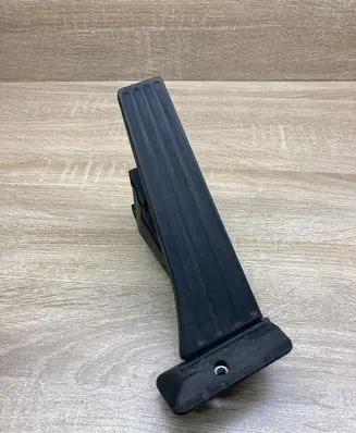 BMW Z4 E85 E86 Accelerator throttle pedal 6853176 6PV010435