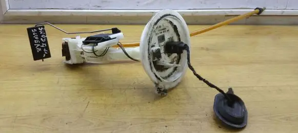 Skoda Superb B6 (3T) Fuel level sensor 1K0919673AH