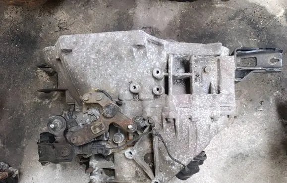 Hyundai Santa Fe Manual 6 speed gearbox 430003B030