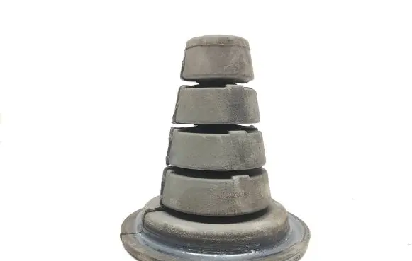 Toyota Land Cruiser (J150) Rear coil spring rubber mount 