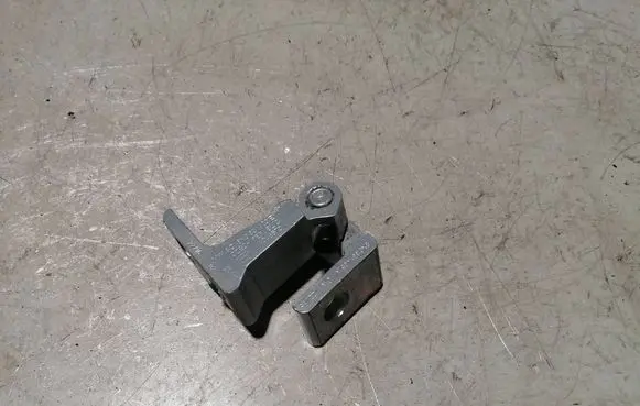 Skoda Superb B8 (3V) Front door upper hinge 8X0831403E