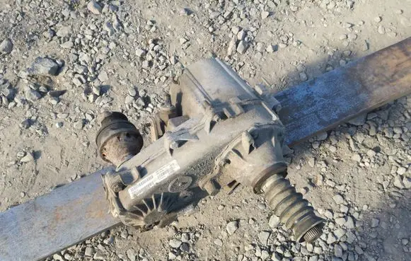 Jeep Liberty Gearbox transfer box case P52099421AC 52099421AC