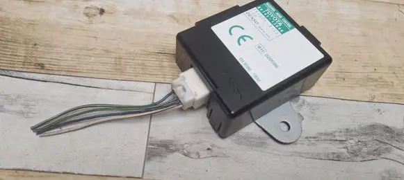 Toyota Corolla Verso E121 Door central lock control unit/module 8974113040 2513000100