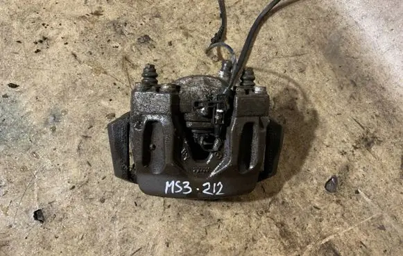 Mercedes-Benz C W205 Front brake caliper 5444C