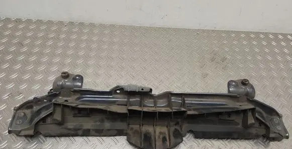 Toyota Yaris Top upper radiator support slam panel