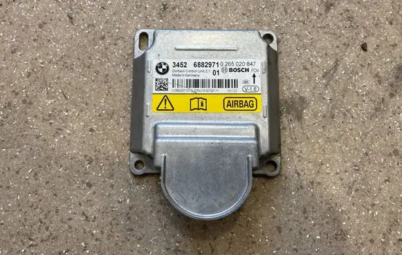 BMW 3 F30 F35 F31 Airbag control unit/module 6882971