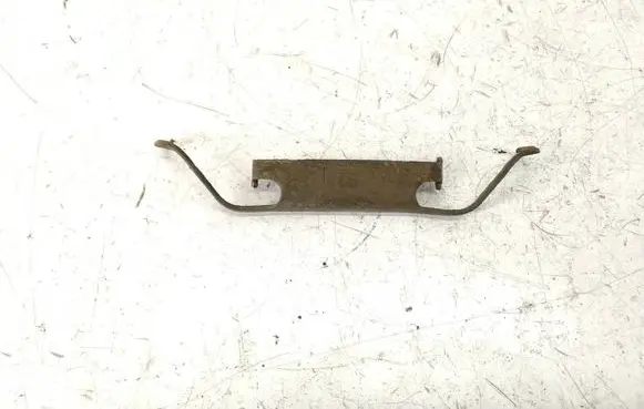 BMW 3 E46 Front brake pad spring 273