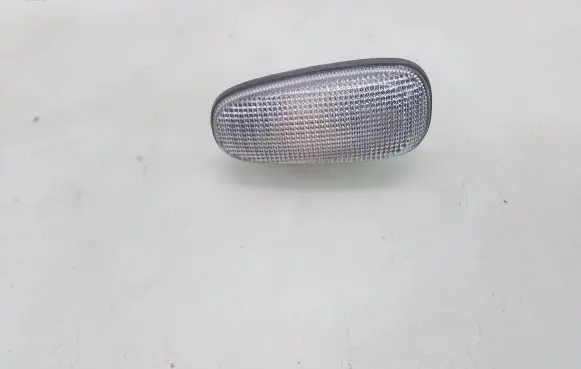 Opel Zafira A Front fender indicator light