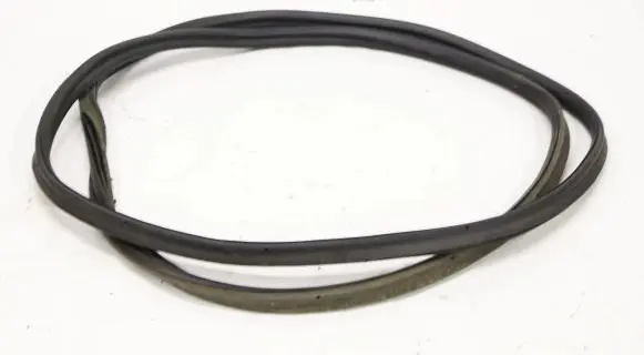 Skoda Fabia Mk3 (NJ) Seal rubber (tailgate) 