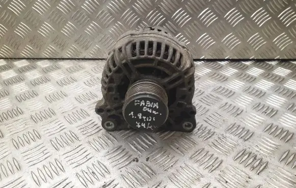 Skoda Fabia Mk1 (6Y) Generator/alternator 028903028E