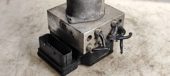 Mini Cooper Countryman R60 ABS Pump 6866011 54086588A 17723710