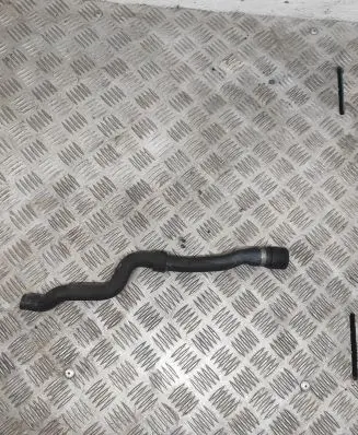 BMW 5 E60 E61 Engine coolant pipe/hose 6912735
