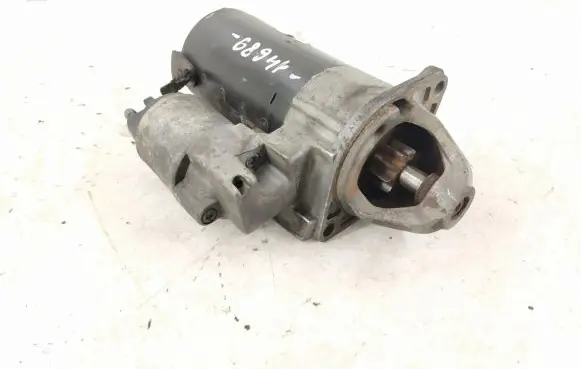 Mercedes-Benz B W245 Starter motor 0051517401 A0051517401