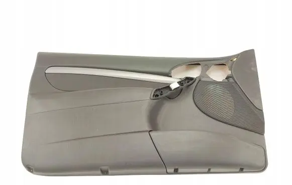 Ford Focus Front door card panel trim 1101632