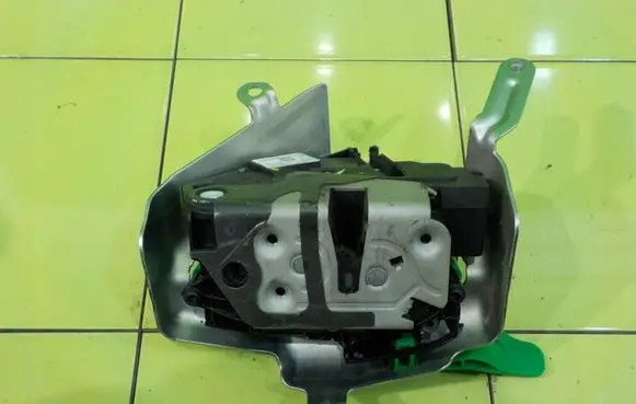 Ford Transit - Tourneo Connect Front door lock DT11V264A01HN