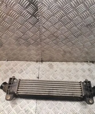 Ford Mondeo Mk III Intercooler radiator is7q9l440ae