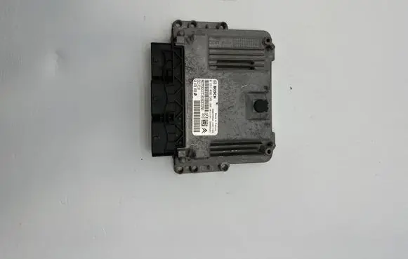 Peugeot 2008 I Engine control unit/module 9666729580 0281030546 9807885980