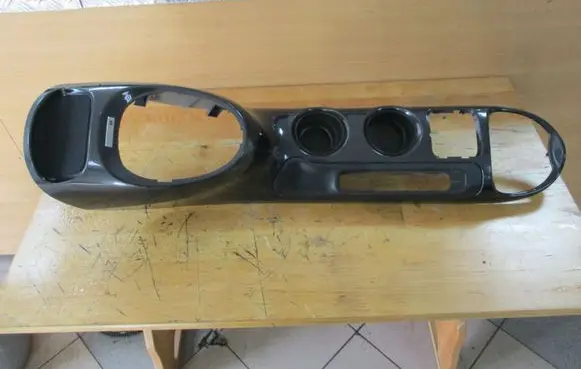 Nissan Juke I F15 Center console