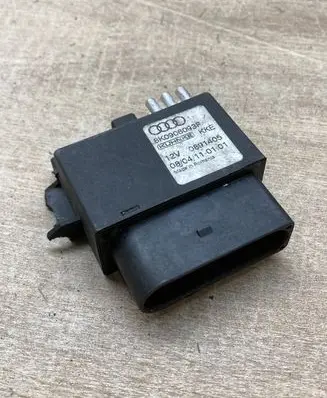 Volkswagen Caddy Fuel injection pump control unit/module 8K0906093F