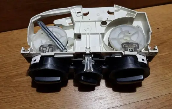 Volkswagen PASSAT B5 Climate control unit