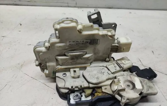 Audi A8 S8 D4 4H Front door lock 4H1837016 4H1837016F