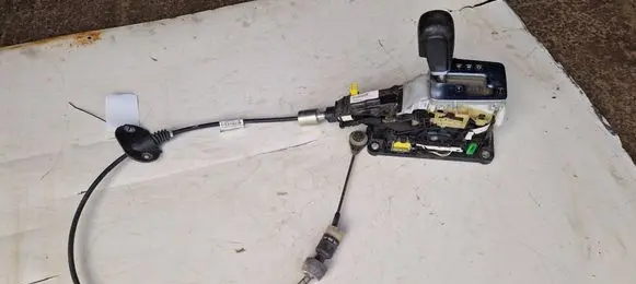 Volvo XC70 Gear shifter/selector p30759122 31259001