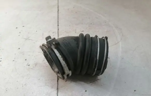Toyota Prius (XW30) Air intake duct part 1788037100 1788237040