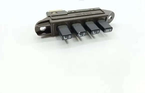 Lexus GS 300 350 430 450H Seat memory switch 15A695