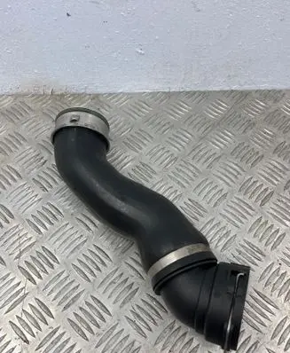 Intercooler hose/pipe