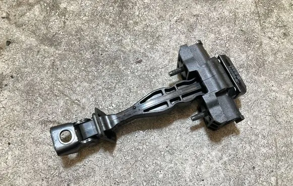 BMW i4 Front door check strap stopper 7499199 24U10