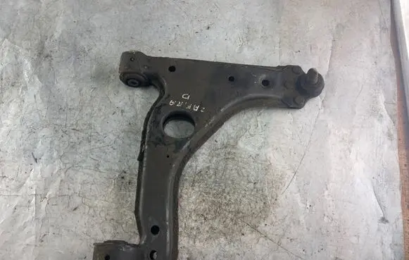 Opel Zafira A Front lower control arm/wishbone