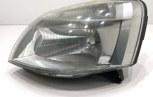Peugeot Partner Headlight/headlamp
